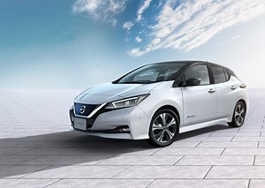 Nissan LEAF first electric car to pass 400,000 sales