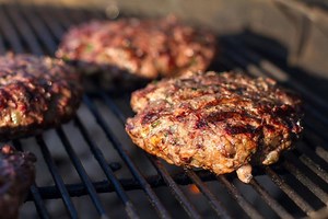 Hamburgers: Fine Dining on a Bun | Grilling Inspiration