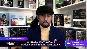 People should know ‘what’s moving through their backyards’ amid train derailments: Fmr. EPA official