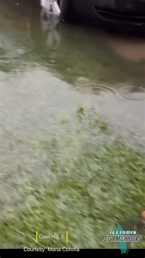 Flooding was significant across portions of Northern Illinois between yesterday afternoon and last night, as multiple rounds of t’storms lead to corridors of heavy rainfall in some areas. Here’s are additional scenes of the flooding from across the area. 💧 #ILWx 📹 Video Courtesy: •Bob Oh - Lockport/Homer Glen, IL. •Maria Corona - Crest Hill, IL. •Nate Kim - Compton, IL. | Illinois Storm Chasers