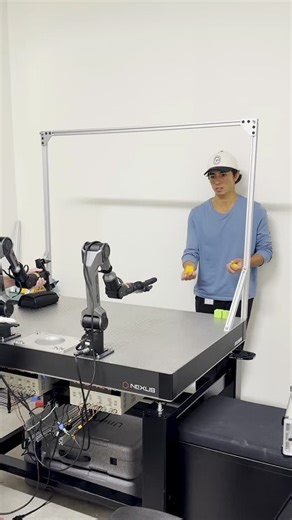 PSYONIC on Instagram: "The Ability Hand is built for speed, and sometimes it even surprises us. In this test, the hand catches a ball out of the air, tosses it, and catches it again — all in real time. True progress towards the future of bionics comes from combining speed, control, and reliability all in one system, and that is exactly what we are building at PSYONIC. #bionic #robotics #abilityhand"