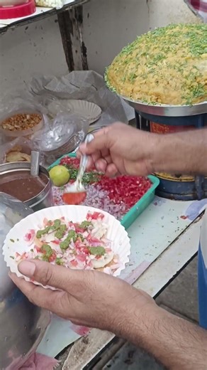 Mumbai's best chaat Shevpuri #chaat #mumbaichaat #shevpuri #panipuri #streetstylechat #shorts #viral