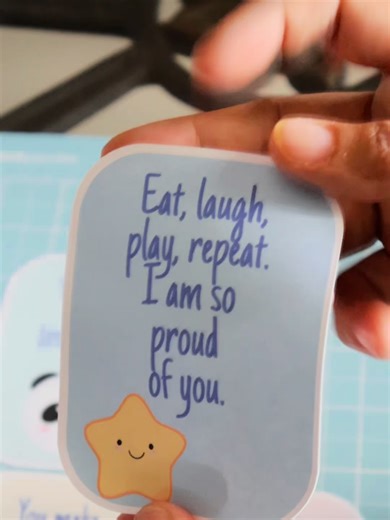 Because being a mom is about the small things. A note in a lunchbox, made in minutes with Cricut Joy Xtra, can mean everything to a child. 💚✨