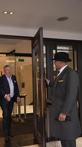 9.7K views · 49 reactions | Eddie McGuire shows you around one of his favourite cities, London, including hot tips on the best places to stay and all the great things you can eat, see and do while you’re there. Watch Helloworld on Ch9 this Sunday, 11.30am (SYD/MEL), or 4.30pm (SA/WA/QLD). Catch up on any episode you've missed at any time on 9NOW. | Helloworld Travel | Facebook