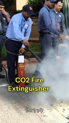 CO2 Extinguisher Use Karte Time सावधान रहें #fire #fireextinguisher #co2extinguisher
