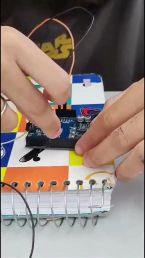Projeto Sensor Ultrassônico e Arduino ((🤖))