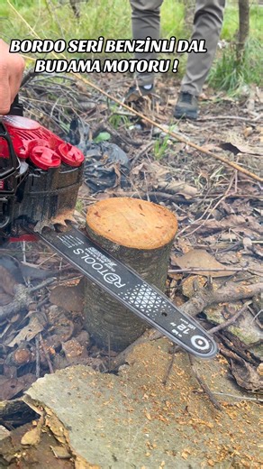 ✅5950 TL ! RETOOLS Bordo Seri Benzinli Dal Budama & Odun Motoru 1.1 kWa gücünde, 25 cc 2 zamanlı motor yapısı ve üzerinde bulunan elmas zinciri ile zorlu kesim işlerinde yüksek performans sunar. 30 cm pala uzunluğu sayesinde hem pratik hem de etkili bir kullanım sağlar. Türkiye’nin her yerine kontrollü gönderim imkânı mevcuttur. Dileyen müşterilerimiz ürünü İstanbul Sancaktepe veya Ankara Ostim mağazalarımızda deneyerek güvenle satın alabilir. 💰 Fiyat: 5.950 TL Profesyonel işler için doğru terc