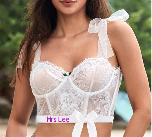 Custom wedding lingerie | Honestweddingadvice.com