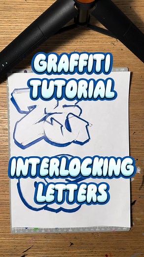 Advanced Letter Overlap Techniques in Graffiti Art
