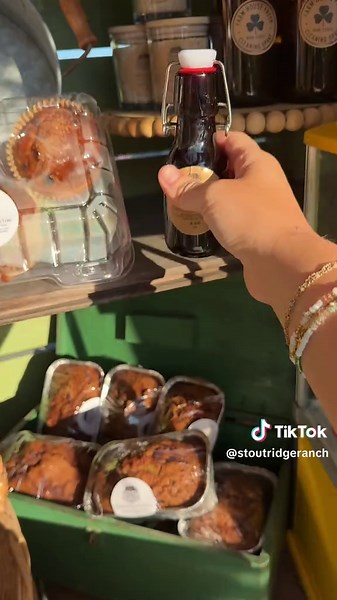 Restock the farm stand with me 💛 & check back in tomorrow to see what sold/if everyone paid! (This was recorded yesterday, baked goods are sold out now) #farmstand #restock