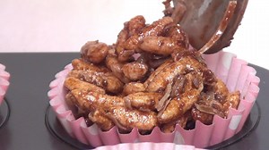 Old-school chocolate crackles just went healthy. Full recipe: https://bit.ly/2ViiZ9W | Taste.com.au