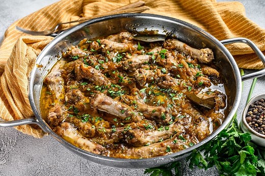11 Best Turkey Neck Recipes (Updated 2025)