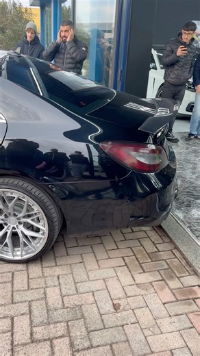 Listen this Angry CLS 63 🔥 V8 Sound and bangs #mercedes #sound #v8 #shorts #cls63