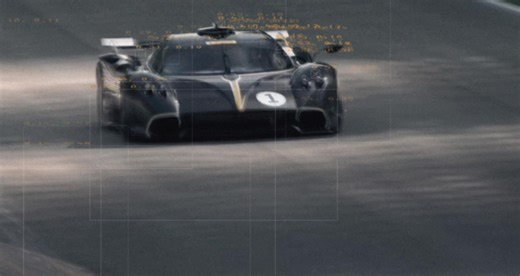 You didn’t really think this would be a Zonda R edit did you? #pagani #zondar #racecar #huayrar #caredit