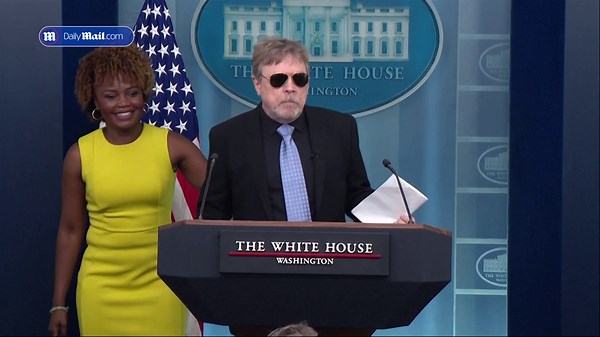 May: 'Star Wars' actor Mark Hamill drops by White House