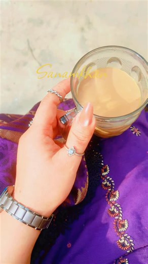 Sanam Khan on Instagram: "#Sanamkhan #pashtovlog"