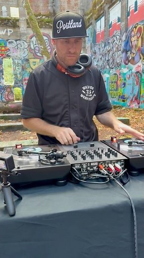 DJ Wicked test drives the Reloop RP-7 seven inch inturntables. #DJWicked #Reloop #ReloopRP7 #djgear