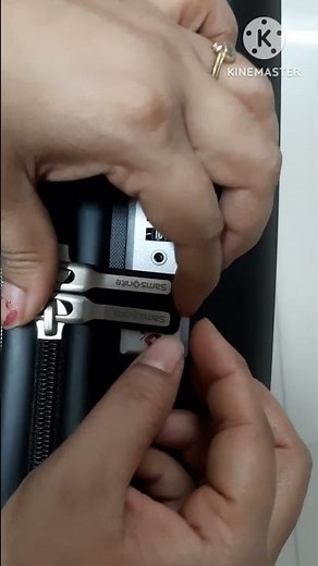how to unlock Samsonite luggage bag