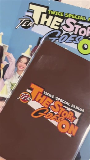 Unboxing TWICE Merchandise: Аs seen on TikTok!