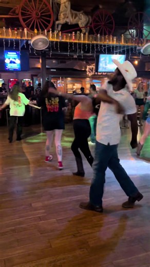 Learn How to Line Dance with Veronica | Fun and Easy Steps!