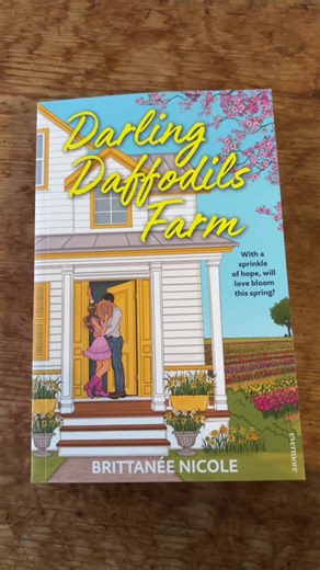 i am so grateful and happy this is my first ever physical arc and the cover is so beautiful i’m so excited to read it!!🥹 thank you @evermore books ✨ for sending me darling daffodils farm by @Brittanee Nicole 💗