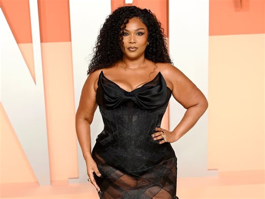 Lizzo credits ditching Ozempic and veganism for sustainable options amid 'weight release' transformation | The Express Tribune