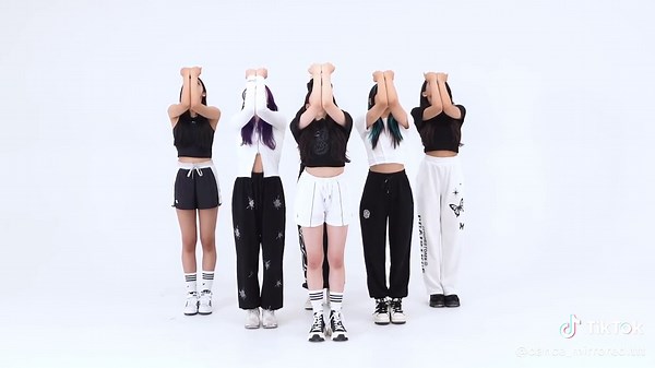 Lapillus - HIT YA mirrored #Lapillus #라필루스 #HIT_YA #핫야 #DancePractice #DanceTutorial #NewMusic #추천