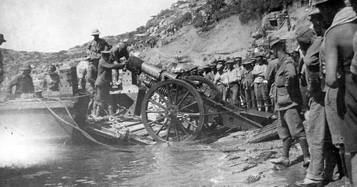 La bataille des Dardanelles en cinq dates clés