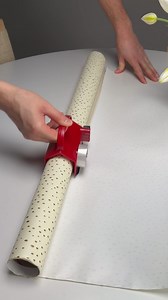 142K views · 480 reactions | ✨LINK IN COMMENTS✨ Easiest way to cut wrapping paper?!#amazon #amazonfinds #gadgets #usa #canada | Gift Genius | Facebook