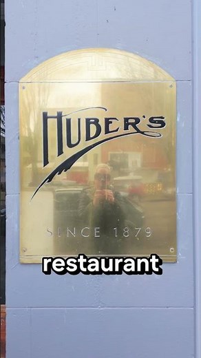 Portland’s Oldest Restaurant 🍸 Huber’s | A Downtown Portland Classic