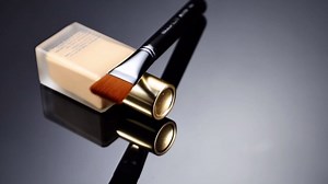 Mask Brush, EIGSHOWBEAUTY Facial Mask Brush Wood Handle Premium Soft Face Mask Application Foundation Brush Cosmetic Tools for Women, Girls Body Lotion, Mud, Clay, Charcoal Mixed Mask
