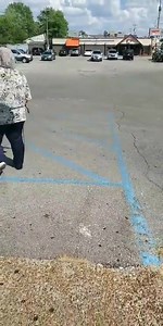 1.1M views · 6.2K reactions | Let's go to Toledo, Ohio & see why this woman at Penn Station is mad at some guy...watch the full video...trust me (via @Janean_606/Twitter) | Busted Coverage | Facebook