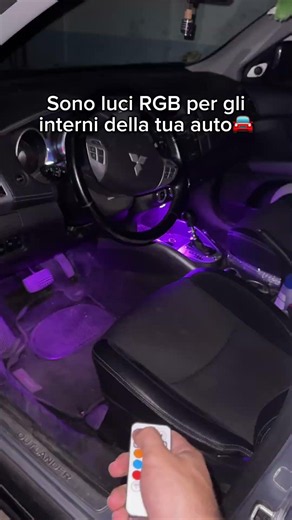 Trasforma l'interno della tua auto nel 2026🏎️😉#macchina #led #luci #guidare #perte