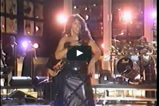 Donna Summer - Love Is The Healer (Divas 2000)