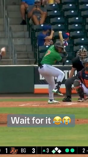 Give the scoreboard operator a raise 😆🤝 (via @Minor League ⚾️) #baseball #minorleaguebaseball #funny | Breakdown Basketball