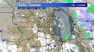 1/15 9:30am - More snow showers moving in from IL and IN. Steadier snow this evening and overnight. Full Forecast: fox6now.com/weather/text -Rob Haswell | FOX6 Weather