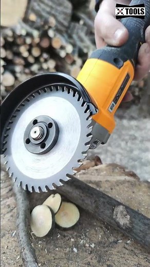 Cutting wood with an INGCO CAGLI11522 angle grinder and saw blade TOTAL TAC231255 ‪@diyertools‬