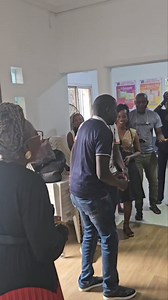 Mon accueil à edmark international Sénégal 🇸🇳 Nous avons le meilleur business au monde Www.edmarkcanada.com Nous sommes en plein travail . (514) 831-8856 | Nina Beauté Canada