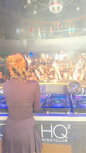 Sommer Ray on Instagram: "thank you to anyone who came & supported me in 2025❤️‍🔥 i love you forever!!!!!"