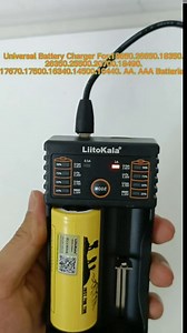 2-Bay USB Smart 18650 Battery Charger，Smart Multifunctional Battery Charger for 18650 26650 14500 16340 10440 RCR123,3.2V LiFePO4,1.2V Ni-MH Ni-Cd AA with 2 LED Indicators