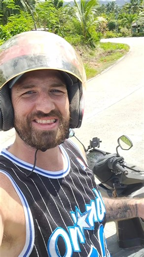 best thing about travelling SE Asia the freedom you feel 🙌