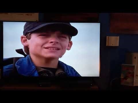 Air Bud - Josh Sets Buddy Free