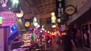 Suzy Wong's Patong. | Thailand Travel