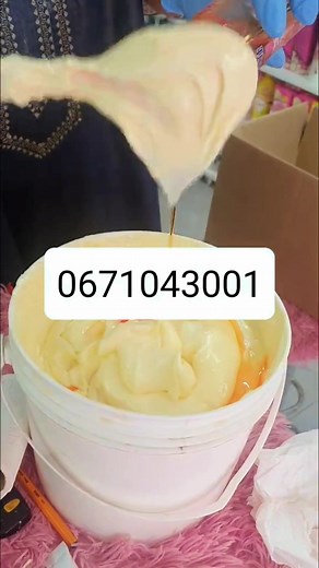 SNOW WHITE LIGHTENING AND REPAIRING CREAM It is good for lightening and whitening the skin it clears dark spots pimples sunburn punches blemishes and many more. It gives a glowing and shining skin. It has enough oil for moisturizing and softening skin expect results in 2 weeks of use 100% organic.#southAfrica #trending #skincare #skincaretips