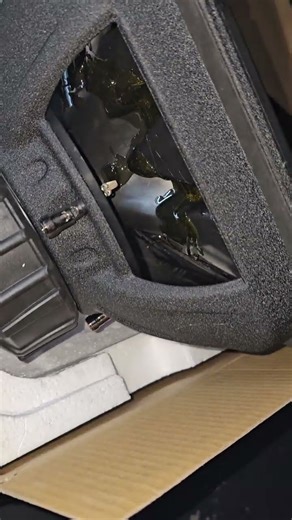 Unboxing Kicker 12 inch L7R 12/16/25 heavy subs!