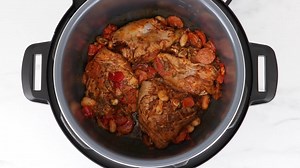 Our must-have Instant Pot® accessory: a Ceramic Inner Pot! ✨ Having a secondary inner pot is incredibly convenient, and the ceramic coated non-stick is a game-changer, especially when it comes to super sticky, saucy dishes. 👌 | Instant Pot