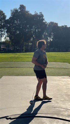 Working on a good connection, hammer longer to the left, right orbit, relaxed arms. | USC Throws