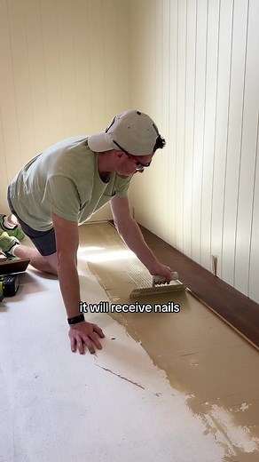 how we installed tongue and groove engineered hardwood floors using the glue-down installation method @CALI Floors #CALIPartner #DIYHomeRenovation #HardwoodFloorInstallation #HomeImprovement #WoodFlooring #DIYTips #RenovateWithWood #DIYFlooring #HardwoodDIY #FlooringProject #DIYRenovation #EngineeredHardwood #HomeFlooringTips #DIYProject #FlooringInspiration #HomeDesign #RenovationGoals #DIYDecor #HomeMakeover #WoodFloors #RenovationInspiration