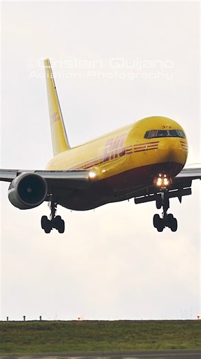 767 de DHL castigando el tren 🔥 | Cristian Quijano Aviation Photography