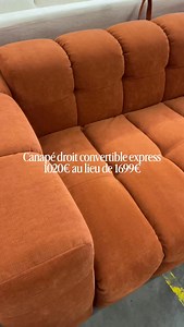Craquez pour ce joli canapé convertible à 1020€. Disponible à la Meublerie. #canapé #canapéconvertible | La Meublerie